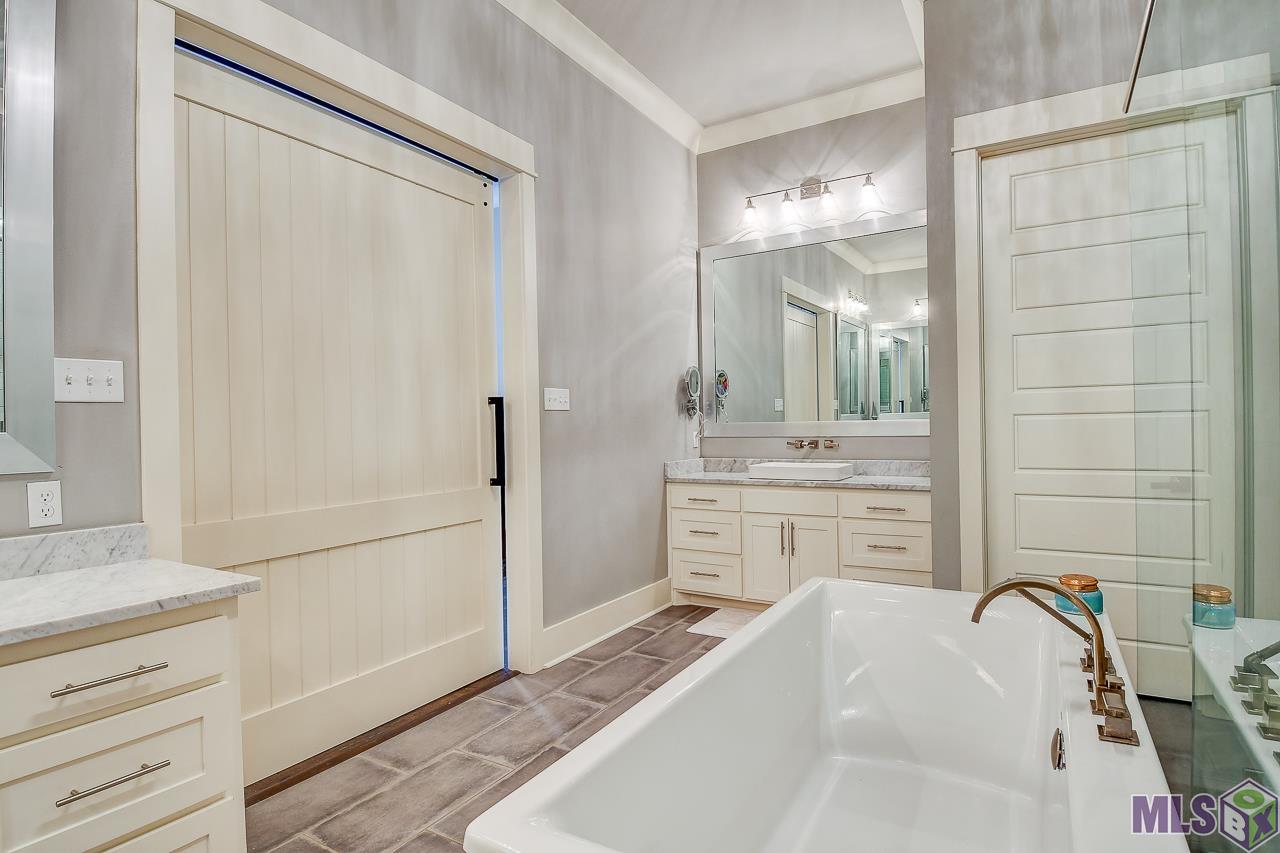 16367 Greenwell Springs Port Hudson Road Pride, LA 70770 - Photo 15 of 36