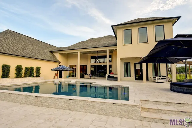 $1,569,995 | 16367 Greenwell Springs Port Hudson Road, Pride, LA 70770