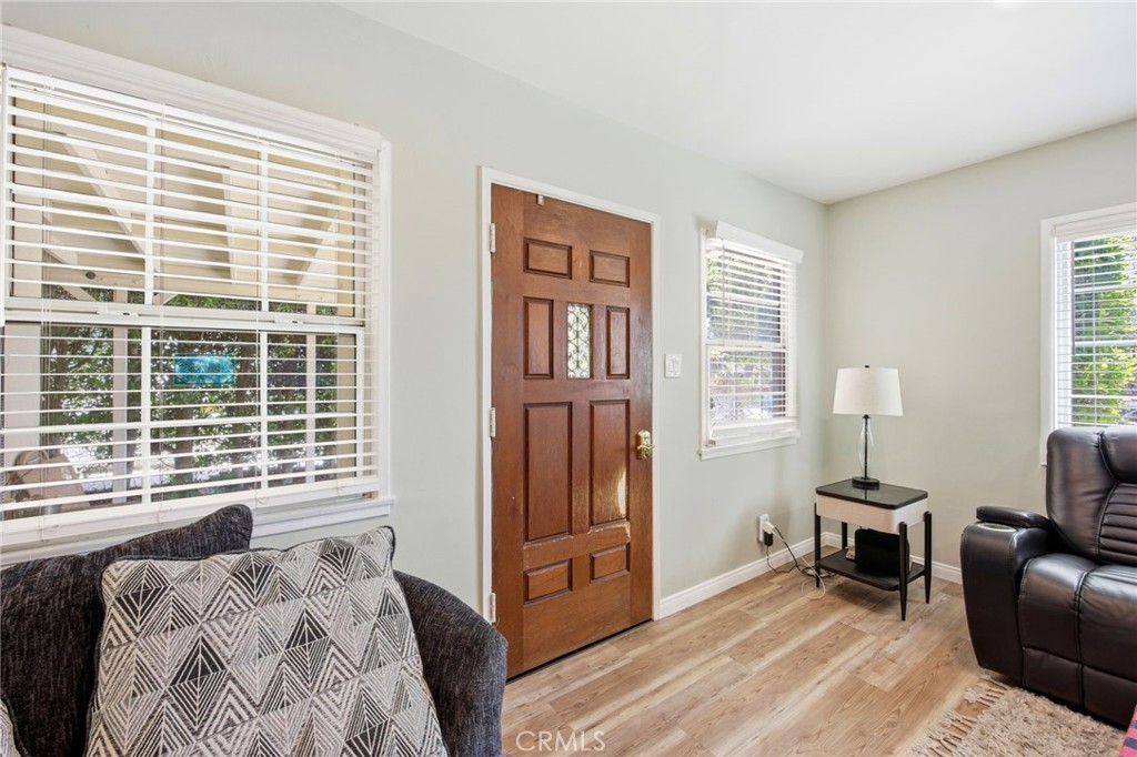 9652 Rincon Avenue Pacoima, CA 91331 - Photo 13 of 40
