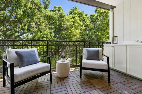 $1,020,000 | 225 Virginia Avenue, Unit 3D, San Mateo, CA 94402