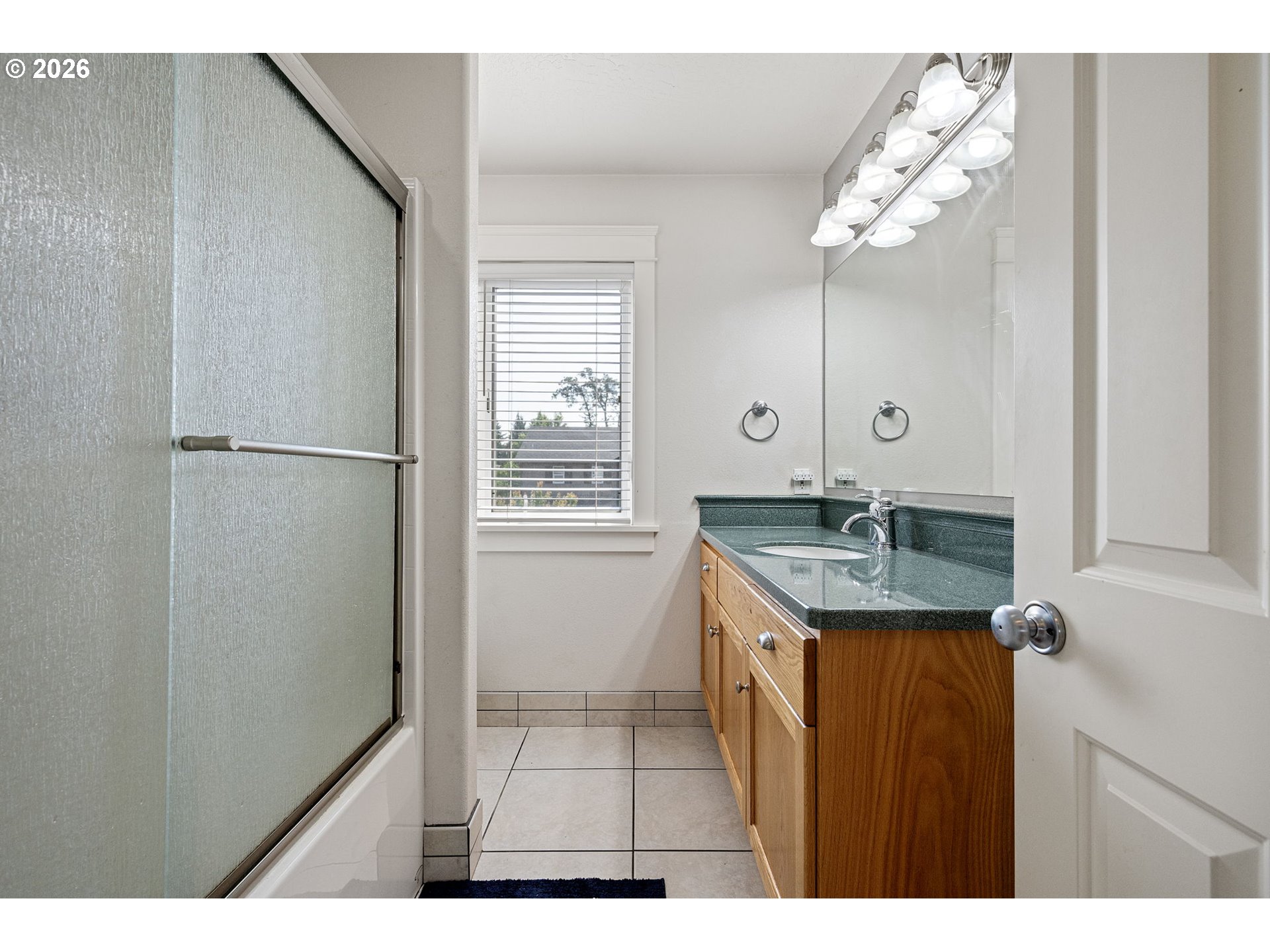729 South 68th Place Springfield, OR 97478 - Photo 25 of 38