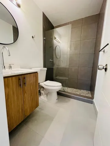 $2,350 | Biscayne Shores, Miami, FL 33161