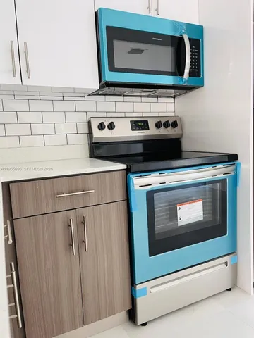 $2,350 | Biscayne Shores, Miami, FL 33161