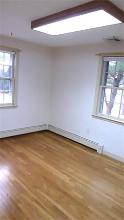 35 Putnam Road Bedford, MA 01730 - Photo 16 of 23 Gallery Image 16