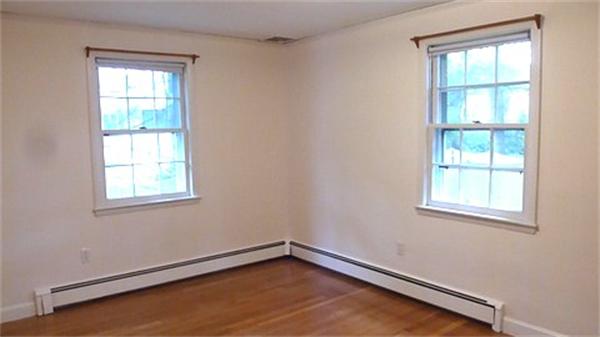 35 Putnam Road Bedford, MA 01730 - Photo 18 of 23 Gallery Image 18
