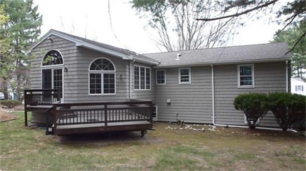 35 Putnam Road Bedford, MA 01730 - Photo 2 of 23 Gallery Image 2