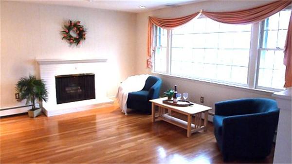 35 Putnam Road Bedford, MA 01730 - Photo 7 of 23 Gallery Image 7