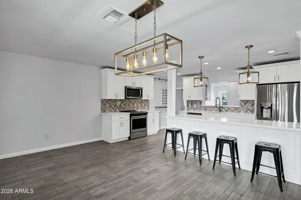 $935,000 | 3046 East Glenrosa Avenue, Phoenix, AZ 85016
