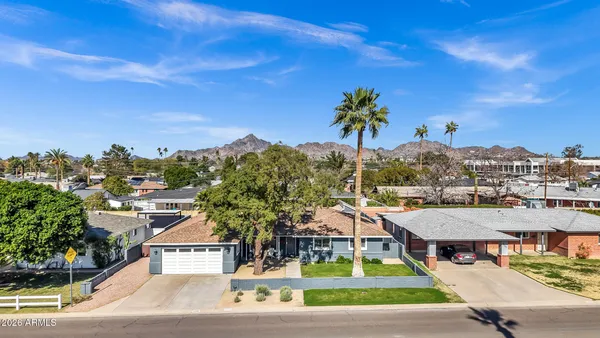 $935,000 | 3046 East Glenrosa Avenue, Phoenix, AZ 85016