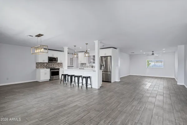 $935,000 | 3046 East Glenrosa Avenue, Phoenix, AZ 85016
