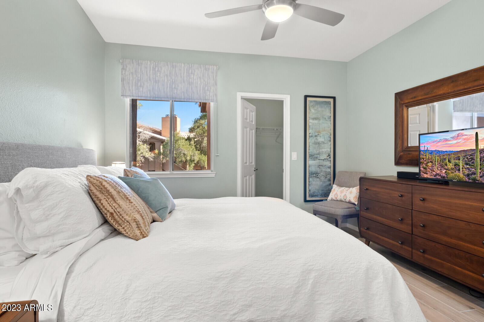 7009 East Acoma Drive, Unit 2030 Scottsdale, AZ 85254 - Photo 17 of 38 Master Suite