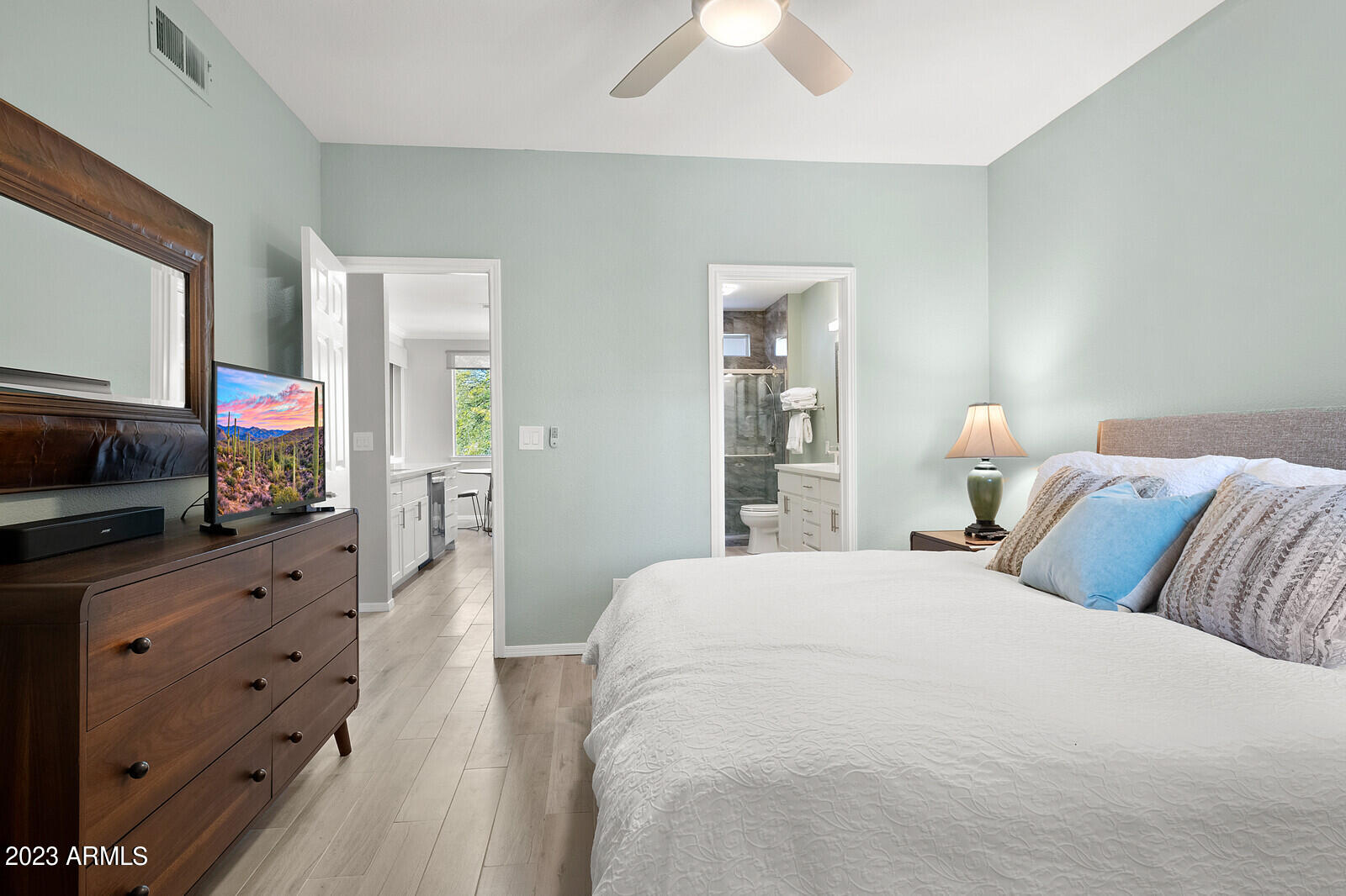 7009 East Acoma Drive, Unit 2030 Scottsdale, AZ 85254 - Photo 18 of 38 Master Suite