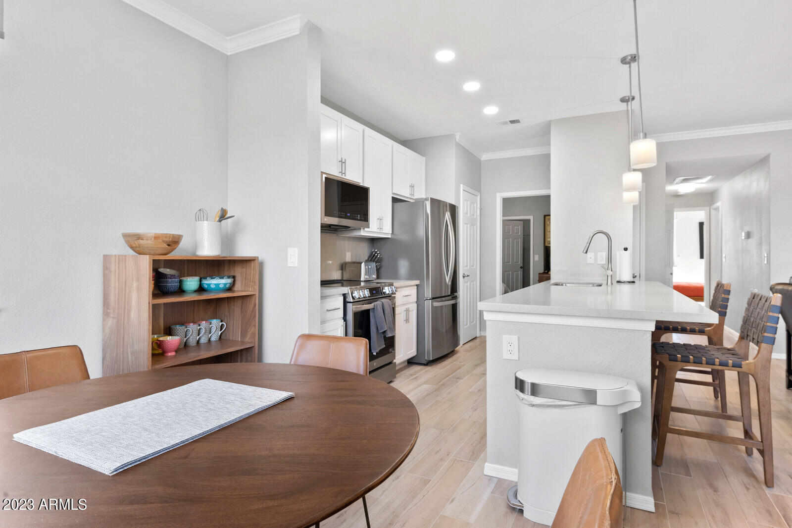 7009 East Acoma Drive, Unit 2030 Scottsdale, AZ 85254 - Photo 9 of 38 Dining