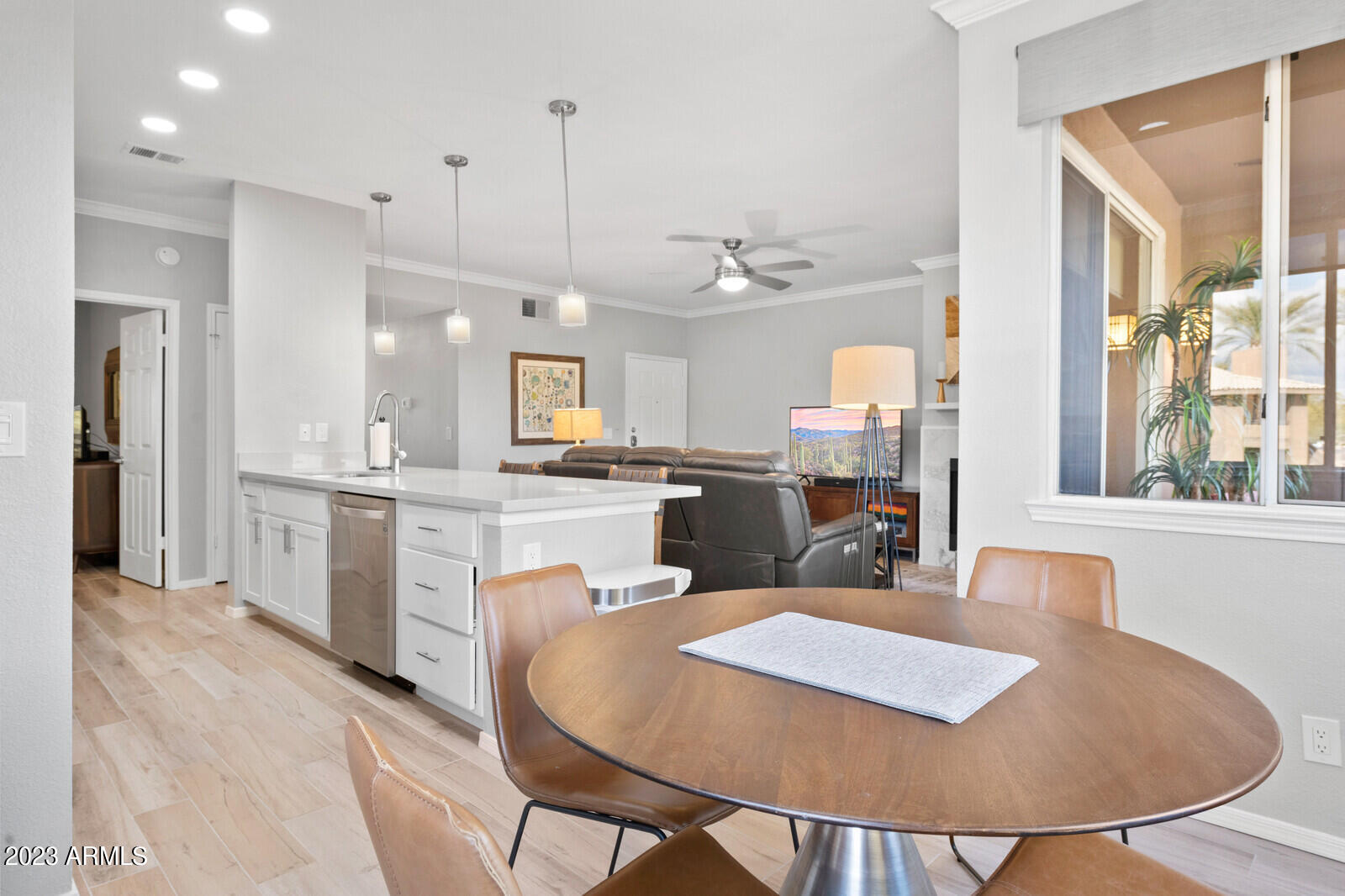 7009 East Acoma Drive, Unit 2030 Scottsdale, AZ 85254 - Photo 10 of 38 Alternate Dining View