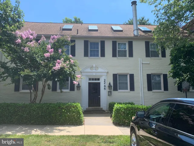 $1,950 | 2248 Washington Avenue, Unit W102, Silver Spring, MD 20910