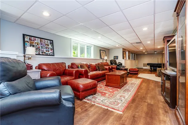 $1,369,900 | 1 Victoria Drive, Smithfield, RI 02917