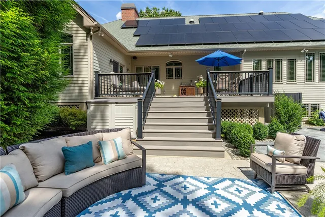 $1,369,900 | 1 Victoria Drive, Smithfield, RI 02917