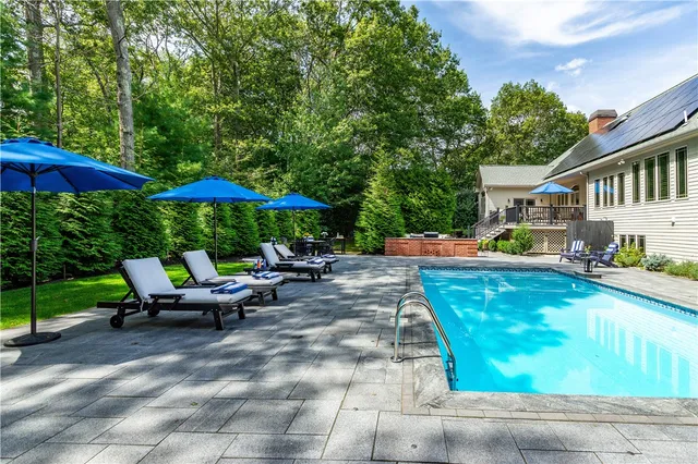 $1,369,900 | 1 Victoria Drive, Smithfield, RI 02917