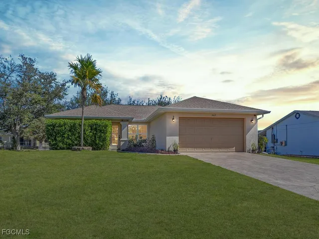 $279,900 | 2609 Northeast 5th Avenue, Cape Coral, FL 33909