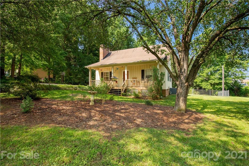 722 Rugby Drive Lancaster, SC 29720 - Photo 3 of 21 Gallery Image 3