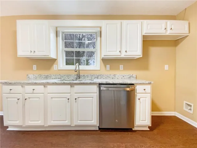 $320,000 | 160 Eastfield Court, Fayetteville, GA 30215