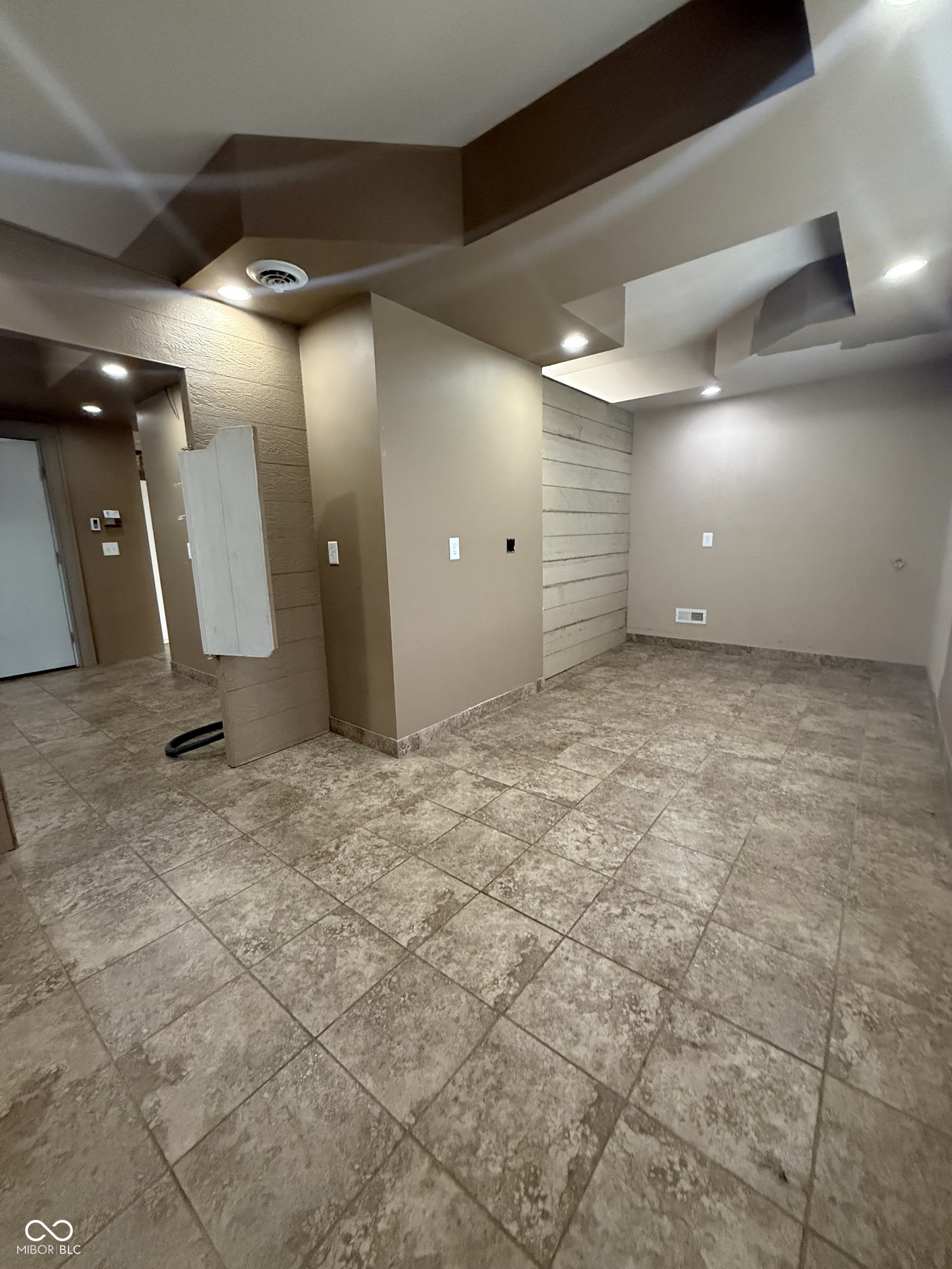 219 Wabash Street Cayuga, IN 47928 - Photo 13 of 21