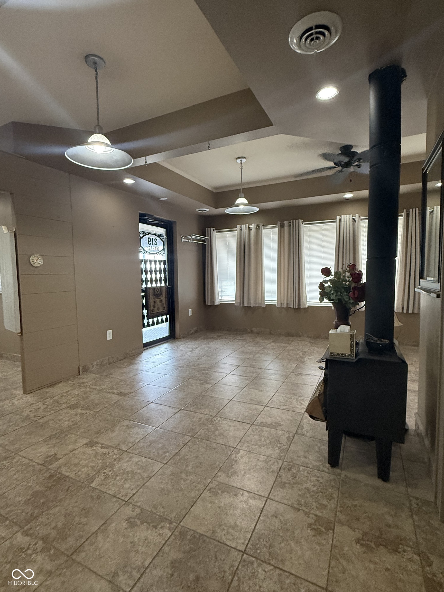 219 Wabash Street Cayuga, IN 47928 - Photo 16 of 21