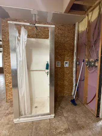 $130,000 | 219 Wabash Street, Cayuga, IN 47928