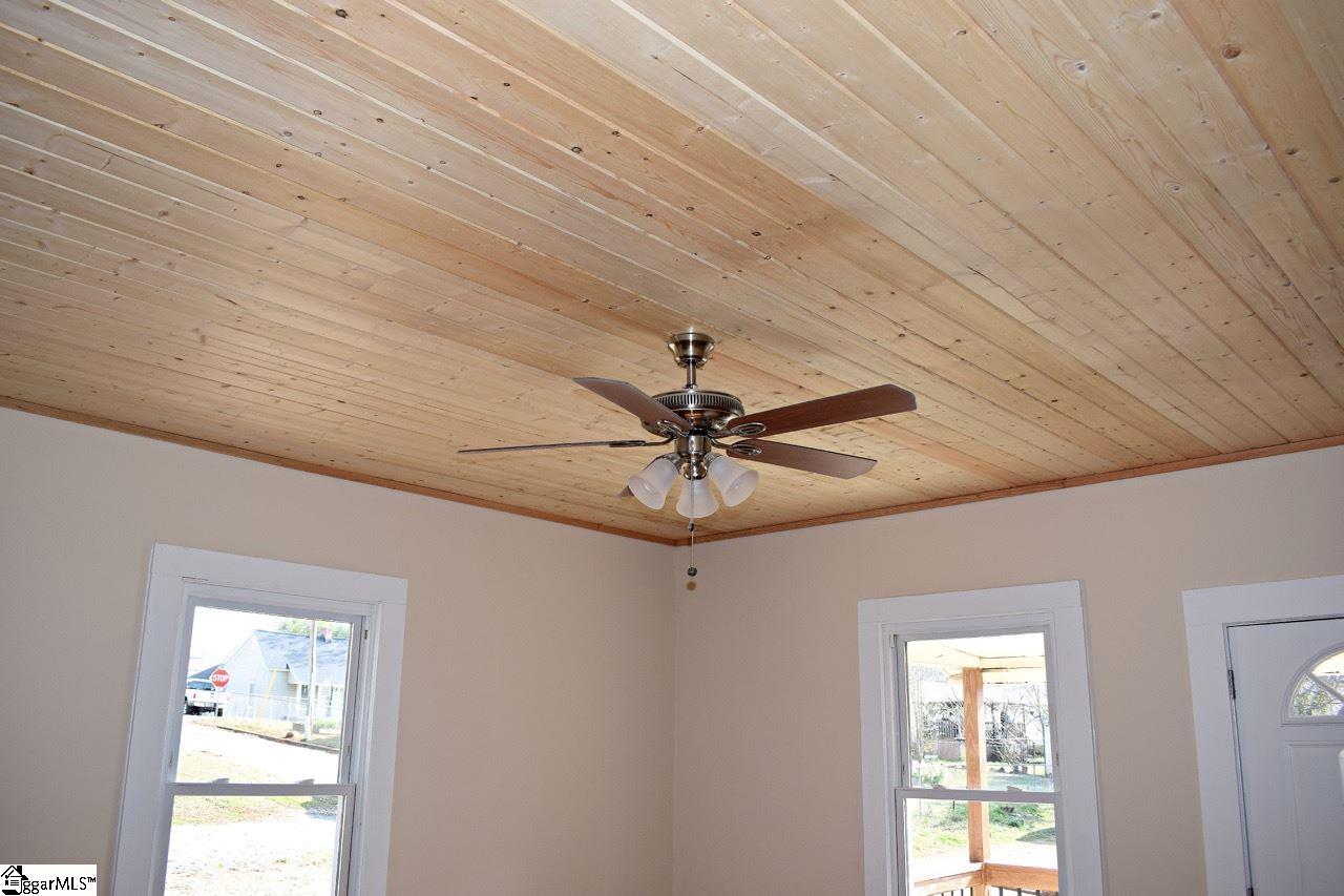 1885 Dragway Road Greer, SC 29651 - Photo 11 of 30 Gallery Image 11