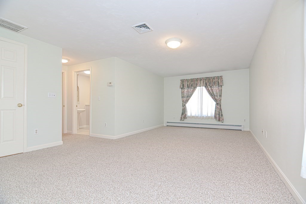 19 Flint Pond Road Worcester, MA 01604 - Photo 15 of 40 Gallery Image 15
