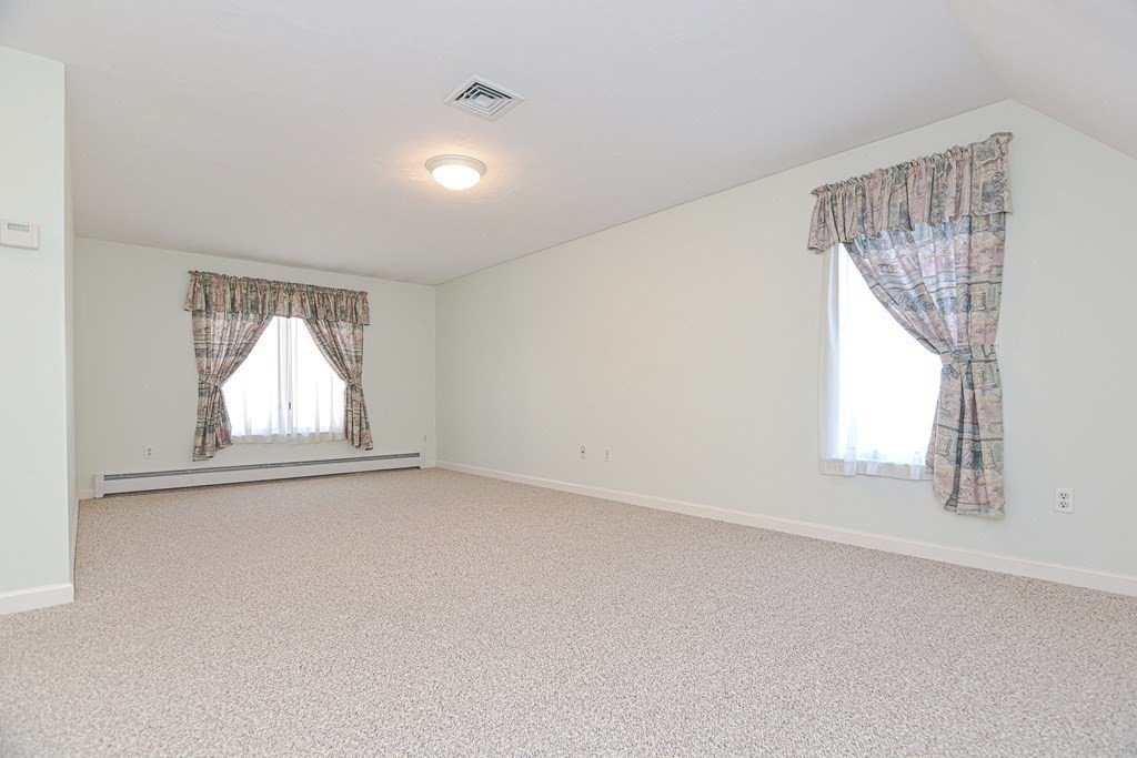 19 Flint Pond Road Worcester, MA 01604 - Photo 16 of 40 Gallery Image 16