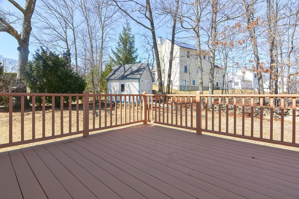 19 Flint Pond Road Worcester, MA 01604 - Photo 33 of 40 Gallery Image 33