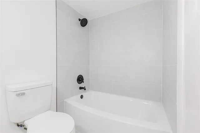 $218,999 | 7579 Northwest 79th Avenue, Unit 205, Tamarac, FL 33321