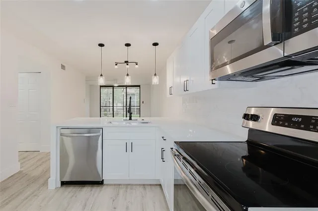 $218,999 | 7579 Northwest 79th Avenue, Unit 205, Tamarac, FL 33321