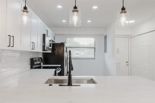 $218,999 | 7579 Northwest 79th Avenue, Unit 205, Tamarac, FL 33321