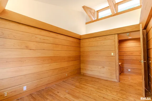 $649,900 | 7 Sharon Lane, Fulton, IL 61252