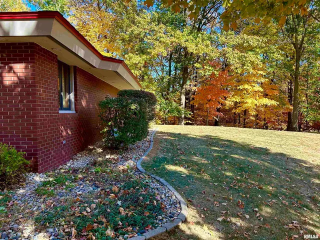 $649,900 | 7 Sharon Lane, Fulton, IL 61252