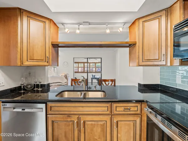 $285,000 | 2650 Park Pl Boulevard, Unit 2, Melbourne, FL 32935