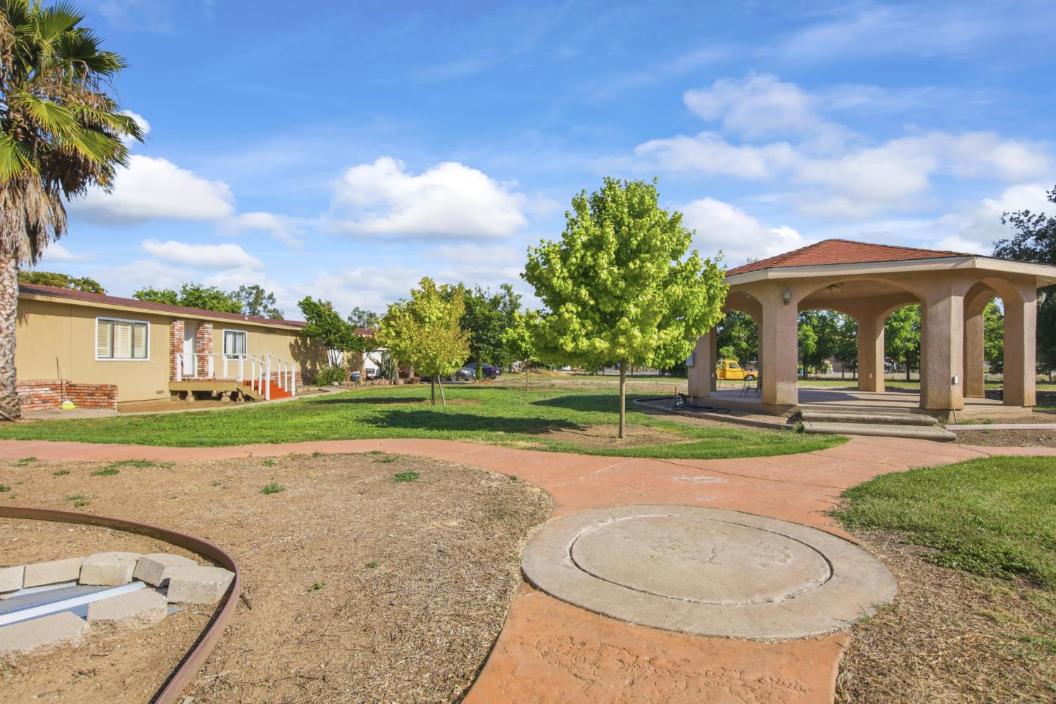 7300 South Frick Road Stockton, CA 95215 - Photo 5 of 83