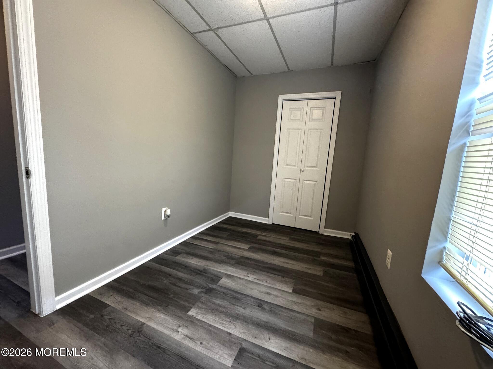 1830 East Riverside Drive Atlantic City, NJ 08401 - Photo 12 of 41 a view of an empty room and window