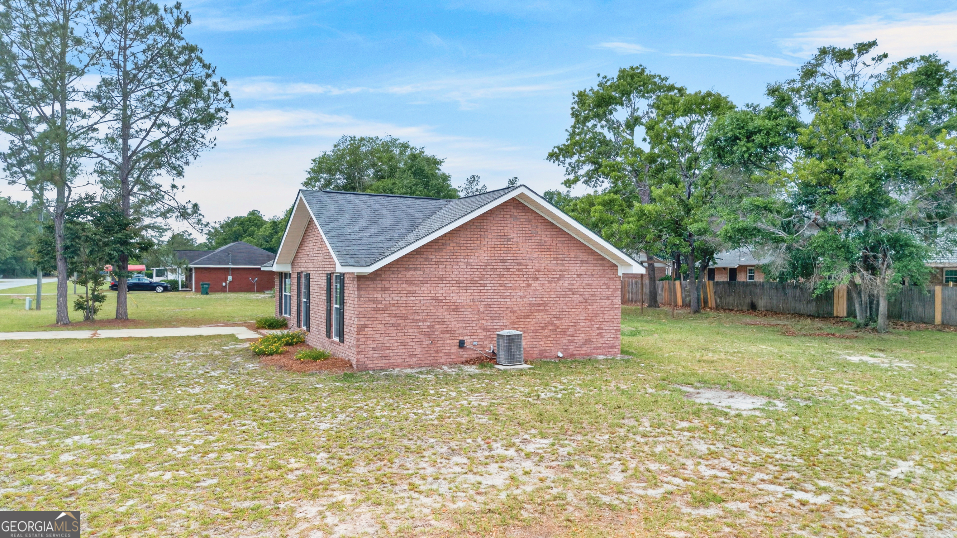 106 Nelson Street Reidsville, GA 30453 - Photo 3 of 34