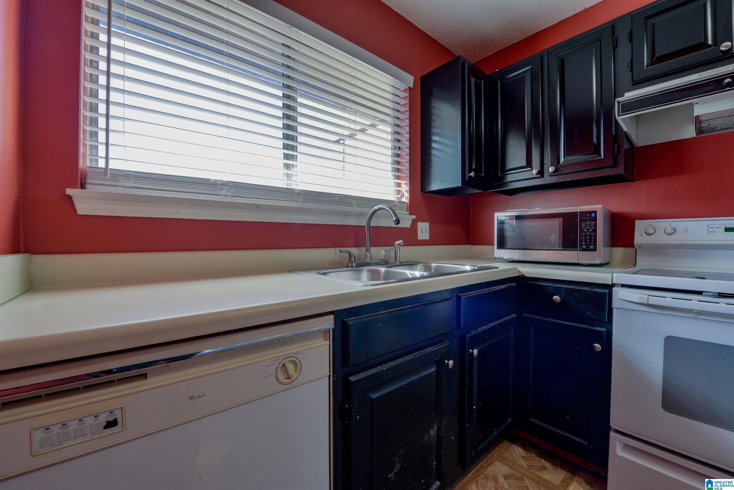 3914 Watermelon Road, Unit 500B Northport, AL 35473 - Photo 12 of 20