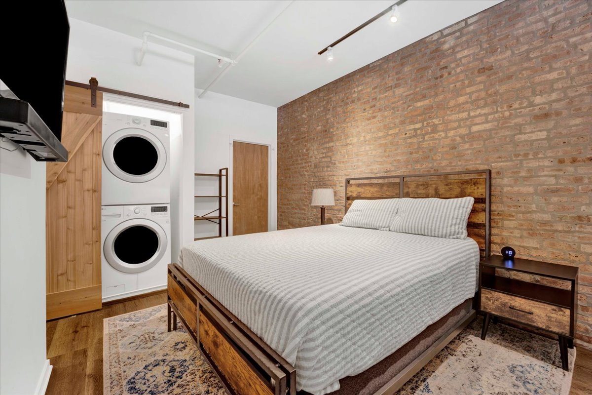 1118 West Fulton Street, Unit 202 Chicago, IL 60607 - Photo 12 of 20