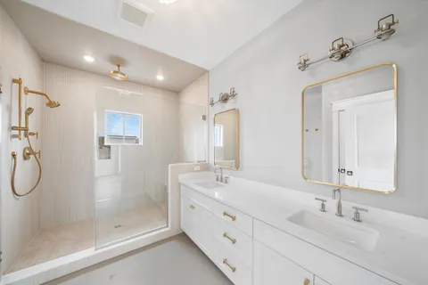 $4,799,000 | 225 85th Street, Stone Harbor, NJ 08247