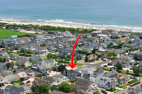 $4,799,000 | 225 85th Street, Stone Harbor, NJ 08247