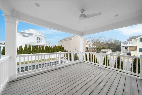 $4,799,000 | 225 85th Street, Stone Harbor, NJ 08247