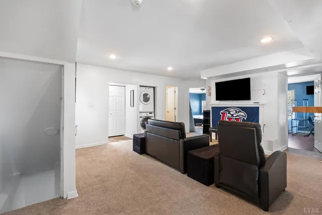 a view of a yard with a tree