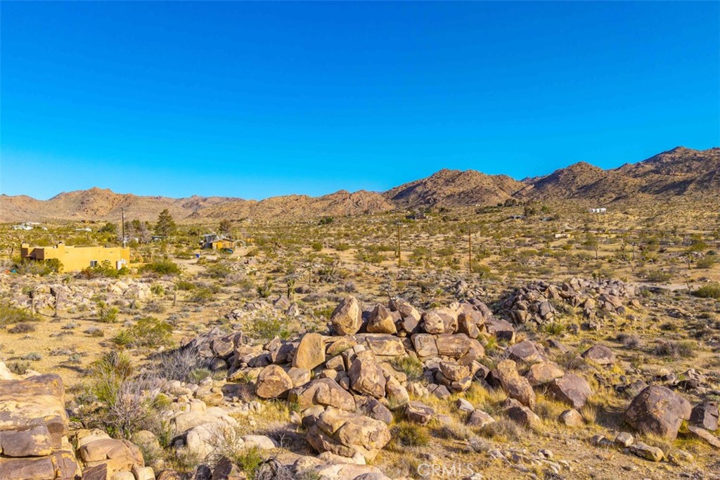 62570 Turtle Road Joshua Tree, CA 92252 - Photo 13 of 22 a view of mountain with an ocean
