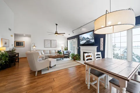 $349,000 | 1085 Lakeland Drive, Unit 923, Geneva, WI 53147