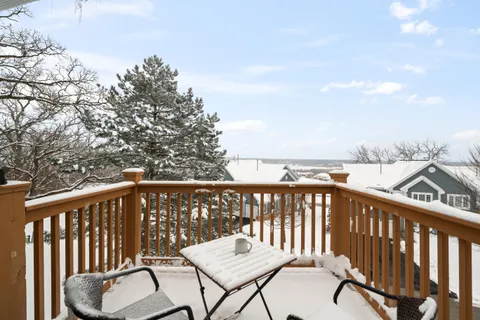 $349,000 | 1085 Lakeland Drive, Unit 923, Geneva, WI 53147
